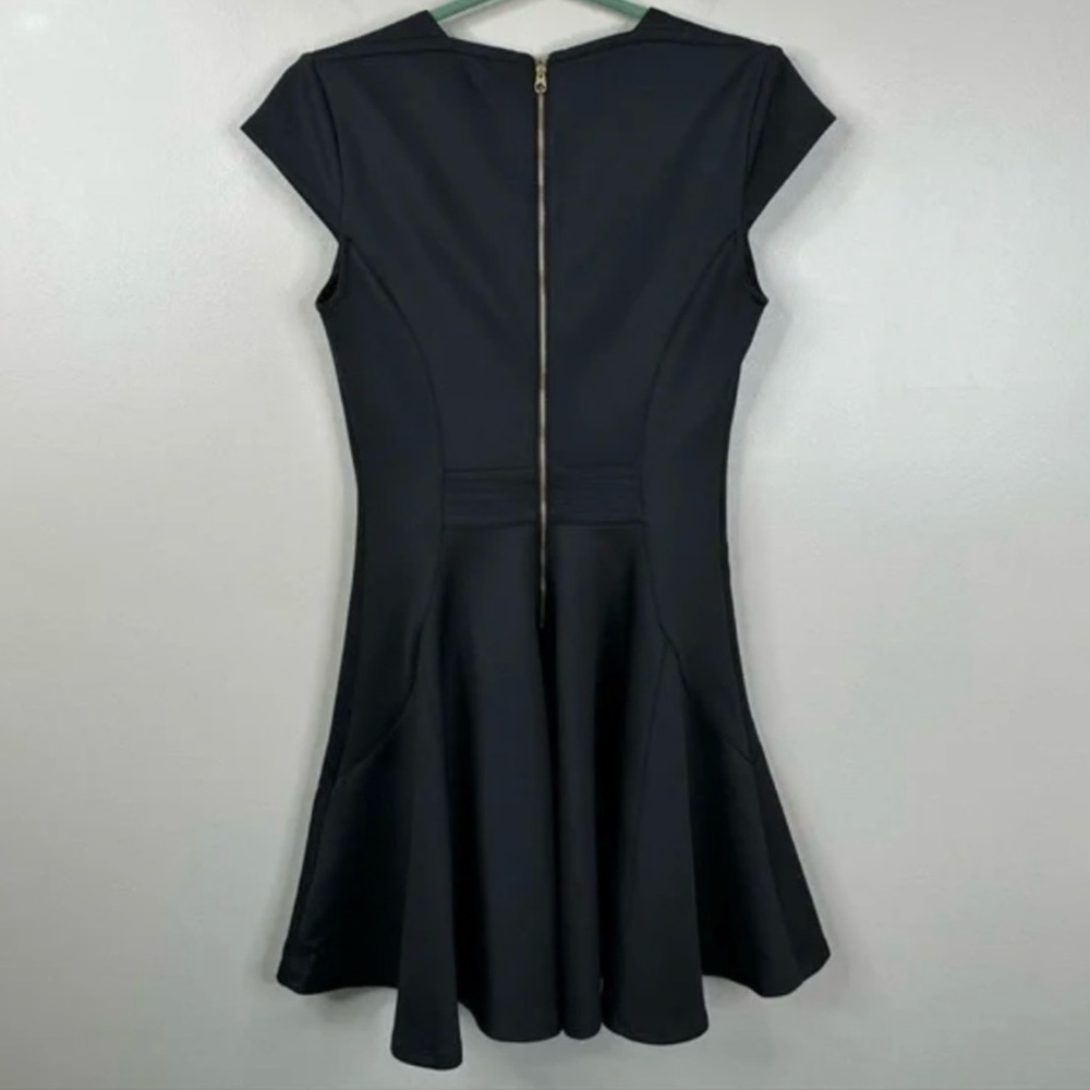 Ted Baker Black Cap Sleeve Mini Dress SIZE 8US - Picture 3 of 4